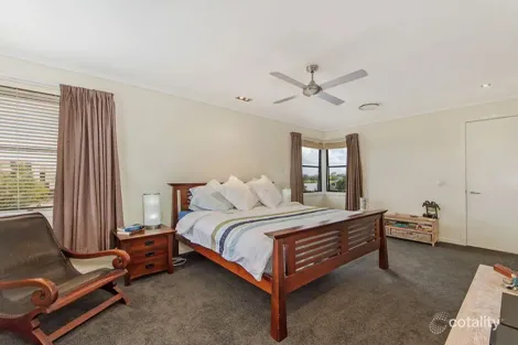 Property photo of 6020 Lucerne Circuit Hope Island QLD 4212