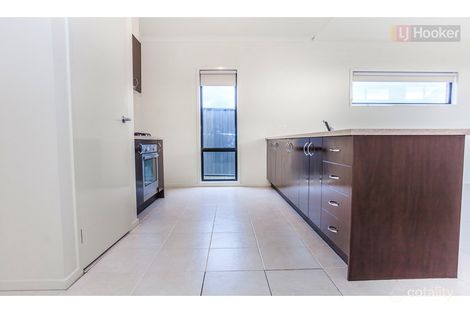 Property photo of 23 Perisher Drive Craigieburn VIC 3064