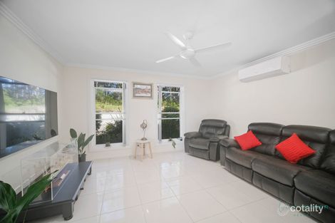 Property photo of 2/13 Oriana Close Forster NSW 2428