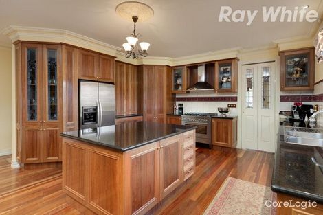 Property photo of 6 Penrose Court Mill Park VIC 3082