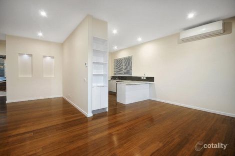 Property photo of 2/15 Hoban Avenue Montmorency VIC 3094