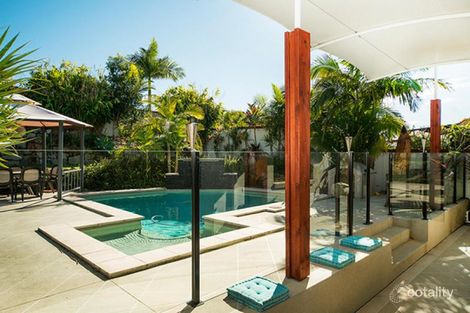 17 Whitely Cct, Maudsland, QLD 4210