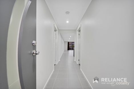 Property photo of 6 Champion Court Truganina VIC 3029