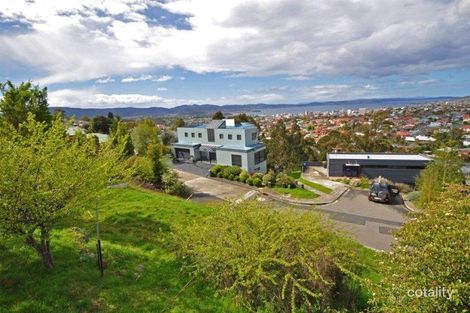 Property photo of 14 Hooper Crescent Mount Stuart TAS 7000