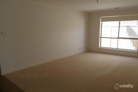 Property photo of 15 David Circuit Hillside VIC 3037