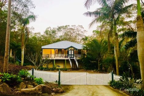 Property photo of 12 Quahlee Grove Karana Downs QLD 4306