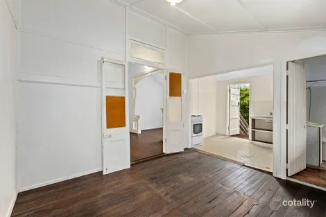 Property photo of 122 Brighton Terrace Sandgate QLD 4017