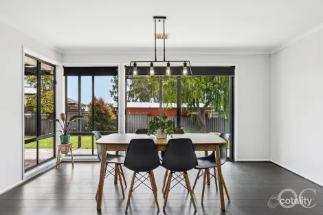 Property photo of 13 Houndsgate Court Onkaparinga Hills SA 5163