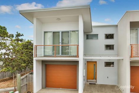 Property photo of 17 Grandis Close Wakerley QLD 4154