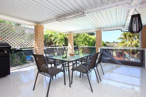 Property photo of 15 Glenjustins Street Wynnum West QLD 4178