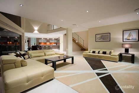 Property photo of 14 Kensington Mews Paradise Point QLD 4216