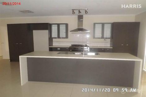Property photo of 8 Devon Court Craigmore SA 5114