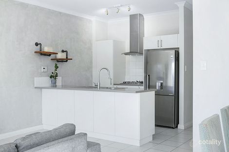 Property photo of 26 Cheyne Way Caversham WA 6055