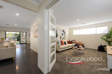 Property photo of 28 Tourmaline Boulevard Byford WA 6122