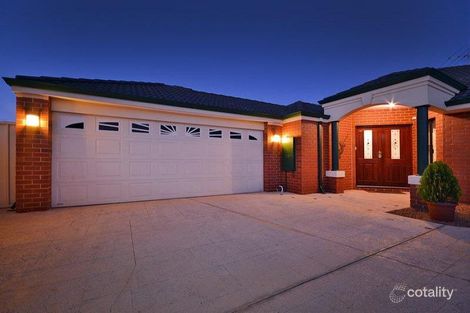 Property photo of 19 Clarafield Meander Tapping WA 6065