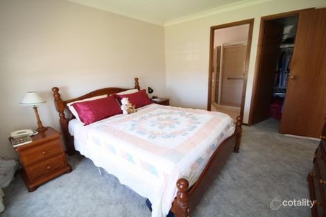 Property photo of 21 Hillside Crescent Kianga NSW 2546