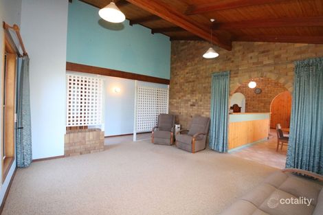 Property photo of 31 Amanda Drive Centenary Heights QLD 4350