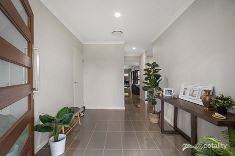 Property photo of 187 Riverstone Crossing Maudsland QLD 4210