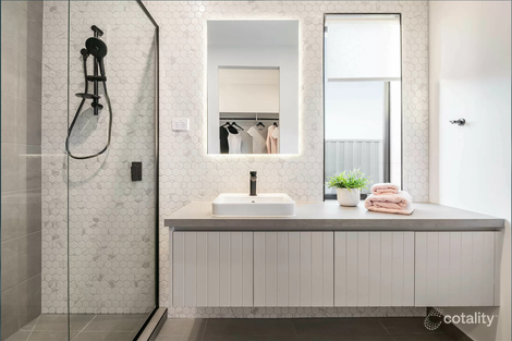 Property photo of 1A Rivervalley Boulevard Sunshine North VIC 3020