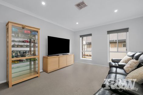 Property photo of 35 Richards Loop Oran Park NSW 2570