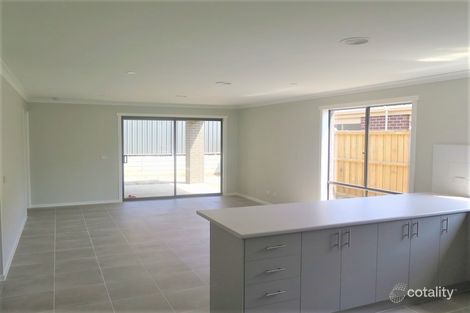 Property photo of 16 Unison Drive Clyde VIC 3978