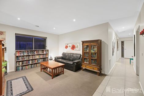 Property photo of 66 Vincent Boulevard Trafalgar VIC 3824