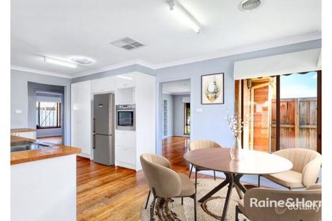 Property photo of 32 Quinn Grove Keilor East VIC 3033