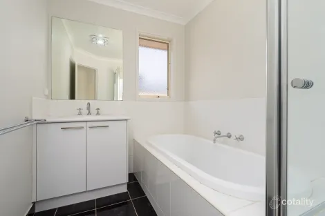 Property photo of 44 Macbean Street Culcairn NSW 2660