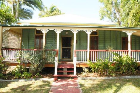 22 Sixth St, South Townsville, QLD 4810