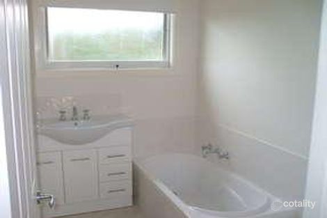 Property photo of 18 Dunoon Street Mooroolbark VIC 3138