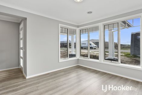 Property photo of 8 Fault Crescent North Wonthaggi VIC 3995
