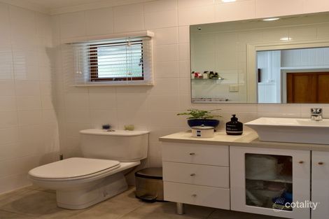 Property photo of 20 Devonshire Street Ashgrove QLD 4060