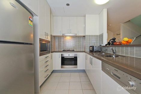 Property photo of 403/4 Como Crescent Southport QLD 4215