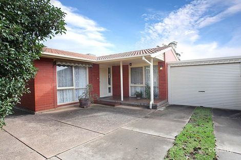 Property photo of 18 Eugene Crescent Christie Downs SA 5164
