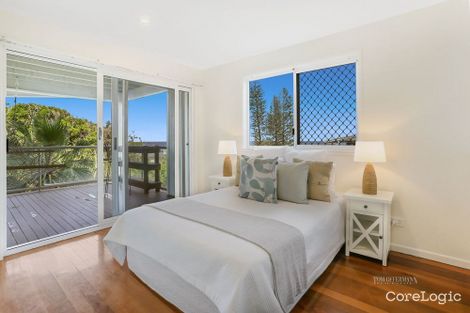 Property photo of 40 Park Crescent Sunshine Beach QLD 4567