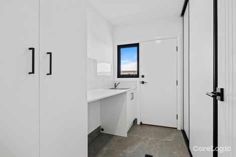 Property photo of 7 James Place Yass NSW 2582