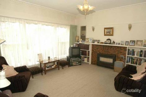 Property photo of 11 Cameron Road Box Hill North VIC 3129