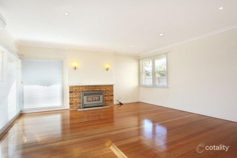 Property photo of 15 Wilmoth Avenue Carnegie VIC 3163