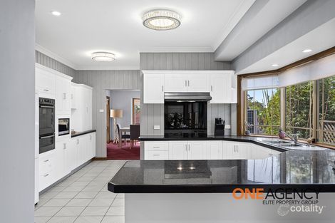 Property photo of 18 Hillside Drive Albion Park NSW 2527