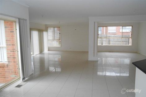 Property photo of 13 Lazar Grove South Morang VIC 3752