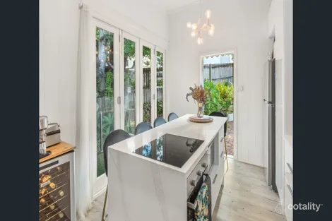 5 Reading St, Spring Hill, QLD 4000