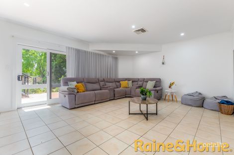 Property photo of 17R Harefield Road Dubbo NSW 2830