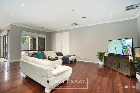 Property photo of 4 Polwarth Court Alfredton VIC 3350