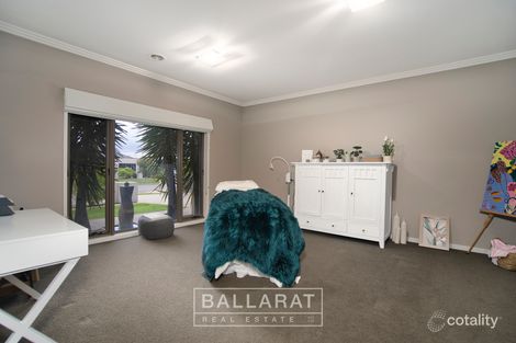 Property photo of 4 Polwarth Court Alfredton VIC 3350