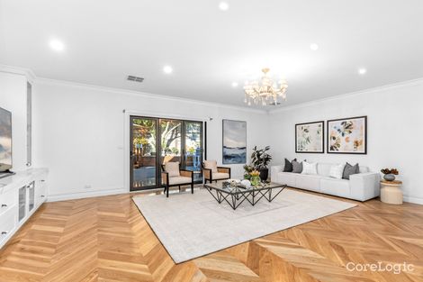 Property photo of 8 Delfi Court Balwyn VIC 3103