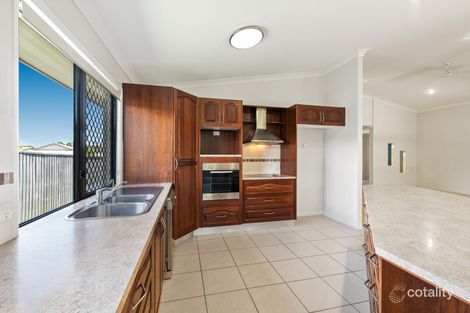 Property photo of 5 Helvellyn Street Bushland Beach QLD 4818