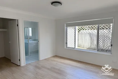 Property photo of 2 Eucalyptus Crescent Runcorn QLD 4113