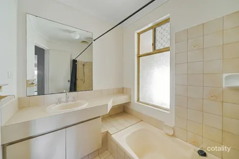 Property photo of 9B Sunbird Place Ocean Reef WA 6027