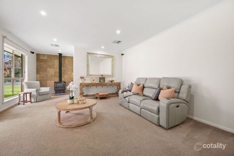 Property photo of 16 Lockhart Drive Rosebud VIC 3939