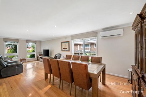 Property photo of 12 Squire Court Glen Waverley VIC 3150